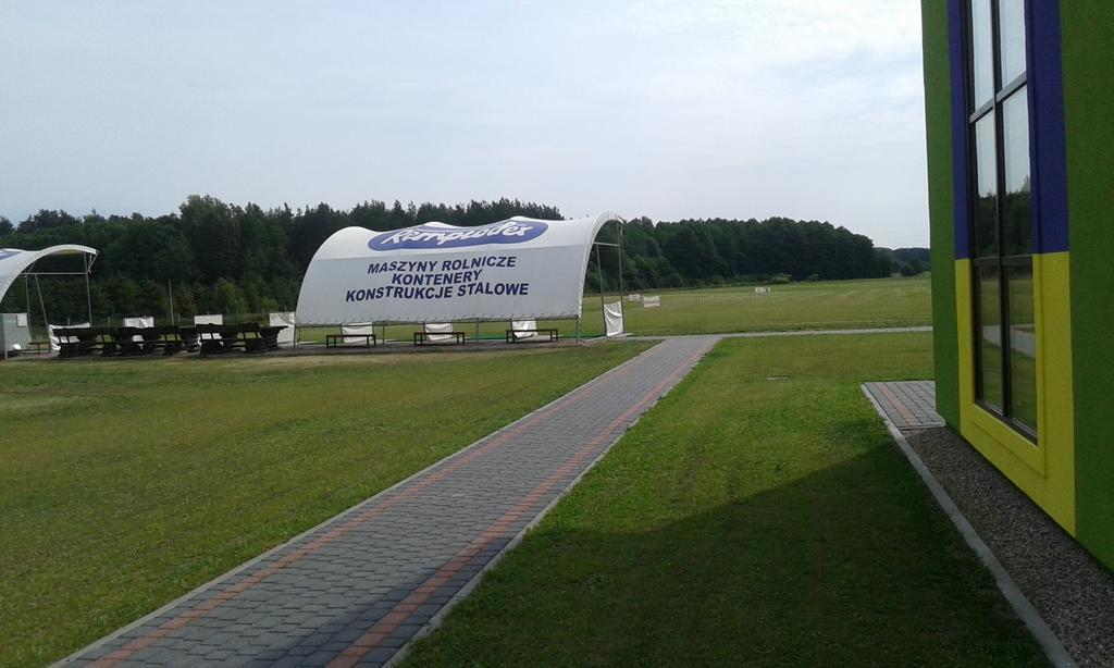 Golf Zajazd Zajaczkowo Słupsk Eksteriør bilde